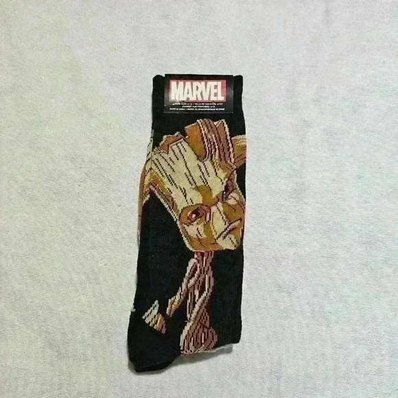 Sale $10 Marvel socks size 6 - 12 Groot - Picture 1 of 2